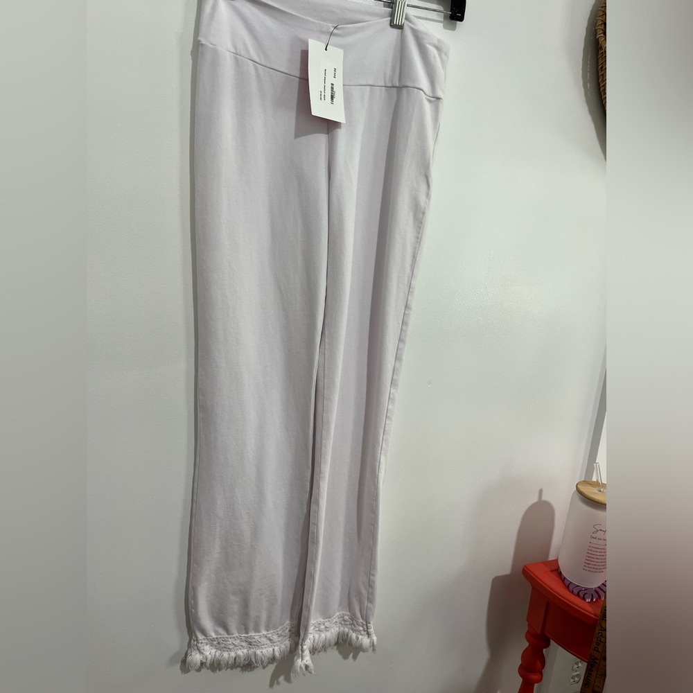 Women's Boutique Crop legging pant by Chatoyant